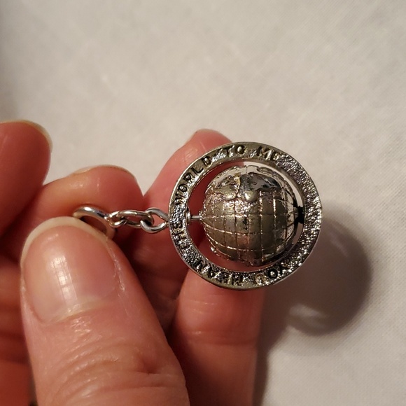 Vintage Monet spinning world charms - Picture 7 of 13